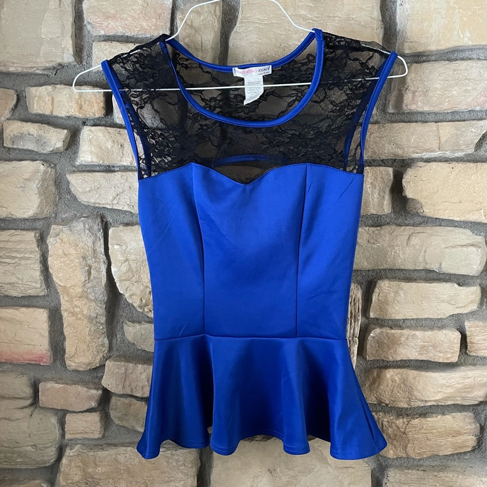 A’gaci Small Blue Lace and Spandex Top